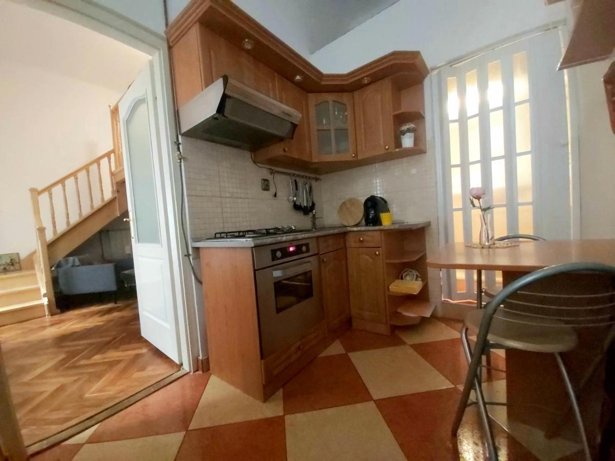 Ferjoe'S Home Apartman Boedapest Buitenkant foto